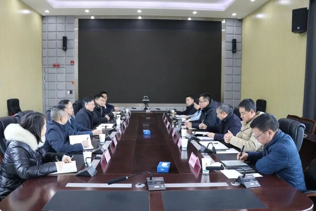 凝心聚力謀發(fā)展 攜手同心再出發(fā)——德陽發(fā)展集團(tuán)與市住建局、市交通局、市國資委謀劃部署2023年工作